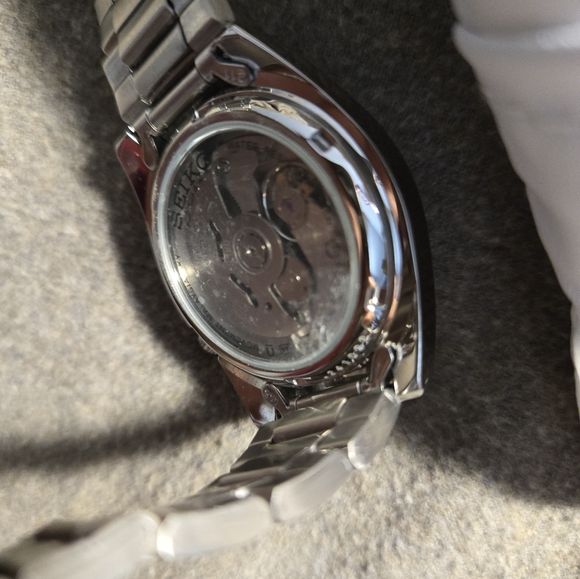 Seiko 5 Automatic Blue Dial - Picture 4 of 5